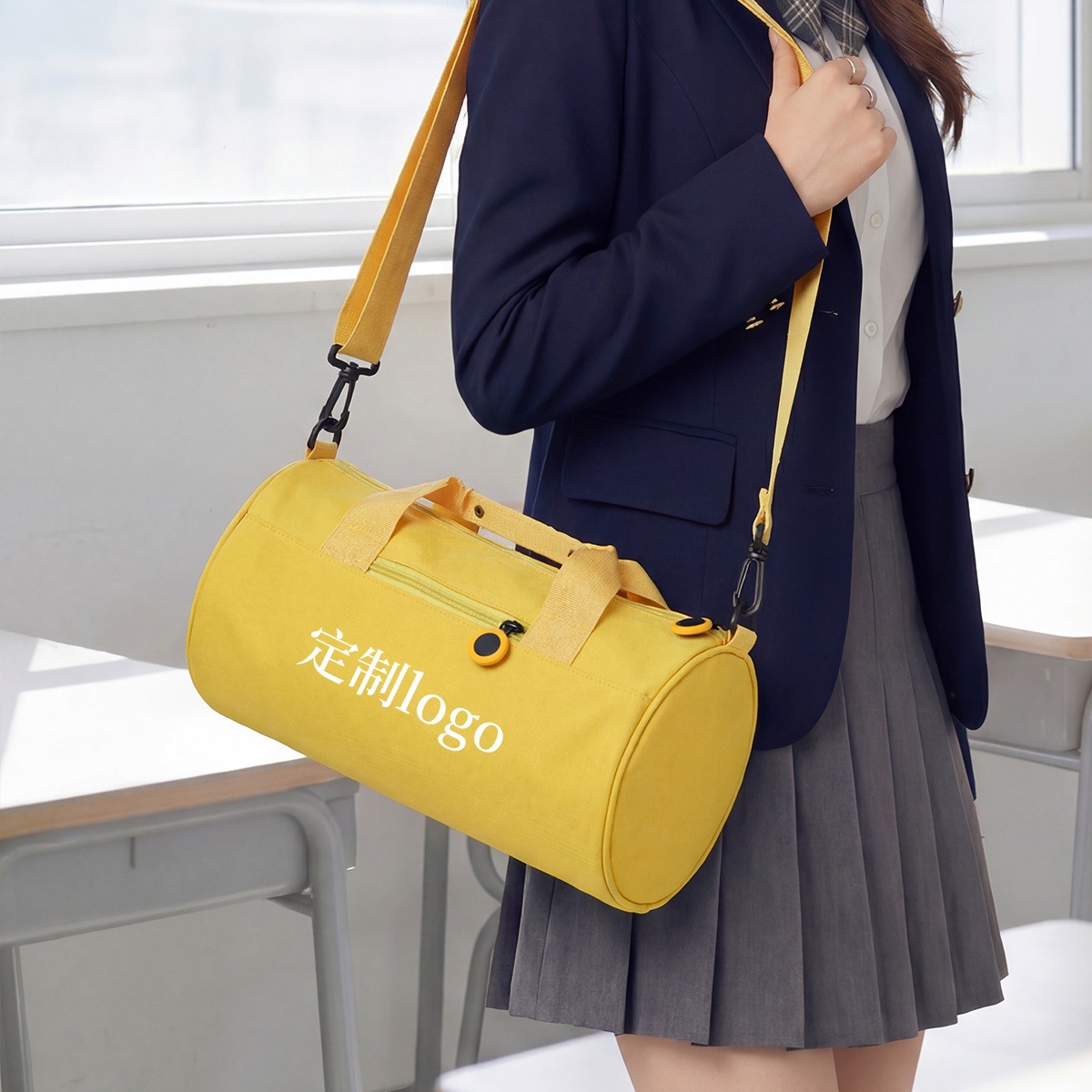 Women's Yoga Dance Sports Bag Large Capacity Men's Lightweight Gym Bag Shopping Commute Short Trip Travel Bag Customizable Logo