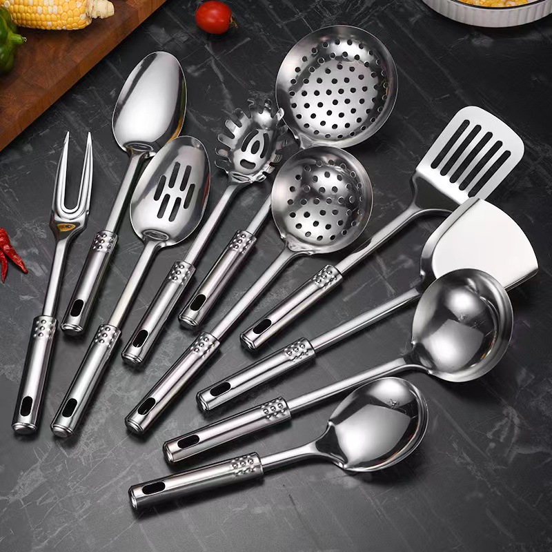 Stainless steel kitchen spoon and spatula set, kitchen restaurant wok spatula, soup spoon, strainer spoon, rice spoon, frying spatula, seven-piece cooking tool set