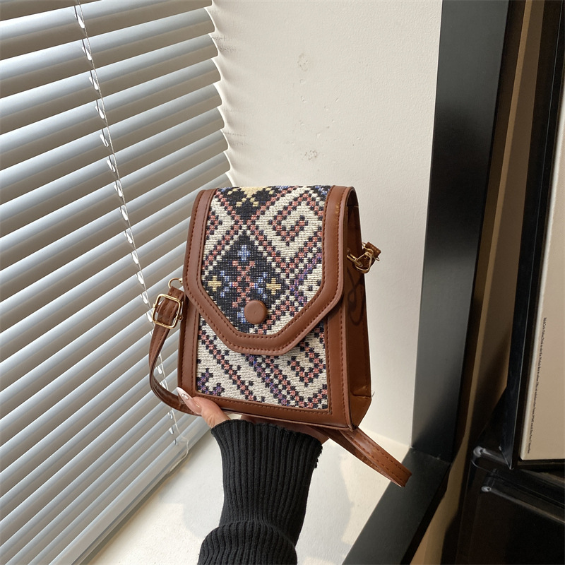 Ethnic Style Crossbody Phone Bag Women 2026 New Single Shoulder Small Square Bag Coin Purse
