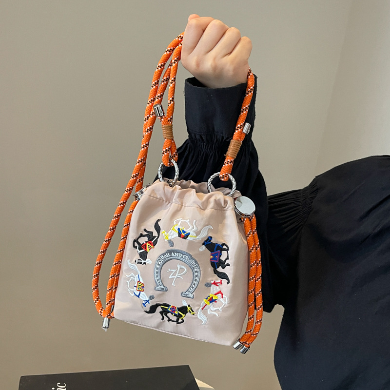 Embroidered Bucket Small Cloth Bag Women 2024 New Simple Contrast Color Outing Walking Shoulder Crossbody Phone Bag