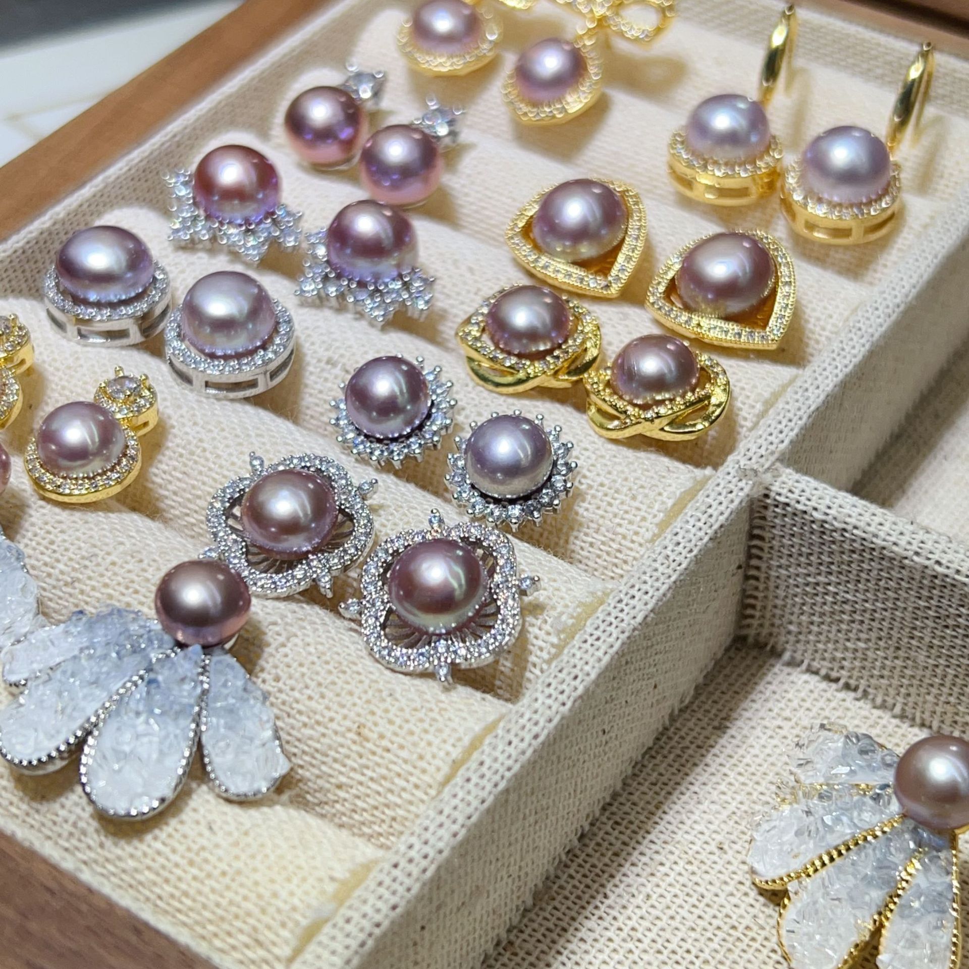 Zhuji Pearl Earrings 8-9MM Bread Pearl 925 Needle Purple Gray Earrings Natural Freshwater Pearl