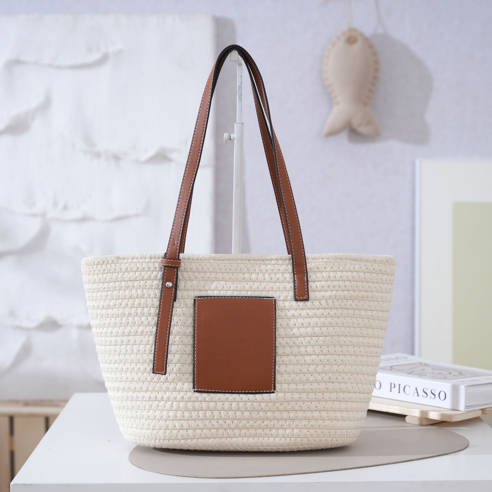 Casual Cotton Rope Woven Bag Women's New Large Capacity Vacation Beach Bag Woven Single Shoulder Handheld Tote Bag
