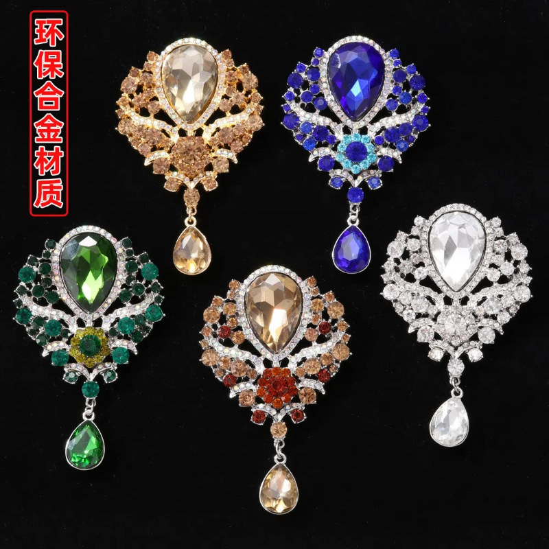 New Crystal Pendant Brooch Rhinestone Corsage Women's Pin Clothing Accessory