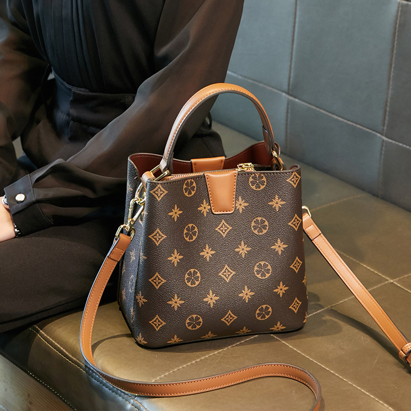 Women's bag new 2026 bucket bag crossbody bag live streaming