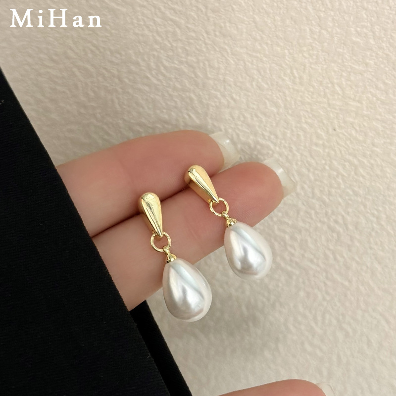 S925 silver needle elegant teardrop pearl ear studs simple ear accessories 7429
