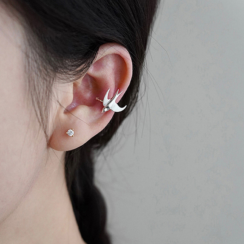 Cute Swallow Ear Clip Ear Cuff Playful Flying Bird Ear Cuff No Piercing for Women